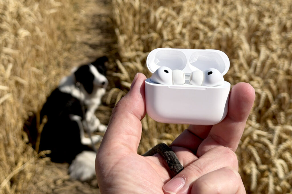AirPods Pro 3 recenze - detail