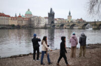 Canon RF 45mm F1.2 STM - recenze - Praha