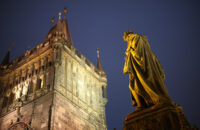 Canon RF 45mm F1.2 STM - recenze - Praha v noci