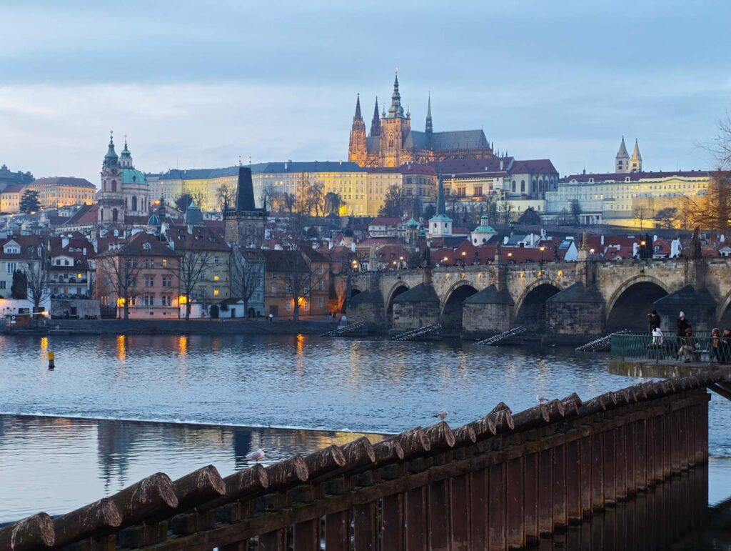 Leica Leitzphone, fotka Prahy na 200 Mpx