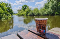 POCO F7 Ultra recenze - káva