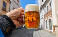 POCO F7 Ultra recenze - pivo