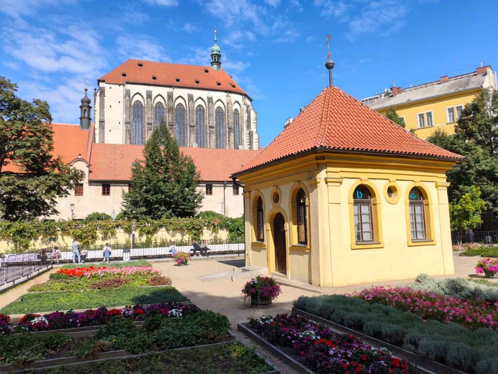 Xiaomi Redmi Note 17 Pro Max 5G recenze - Františkánská zahrada