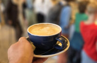 Samsung Galaxy S25 Ultra recenze káva