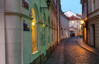 Xiaomi 15T Pro - recenze - noční Praha