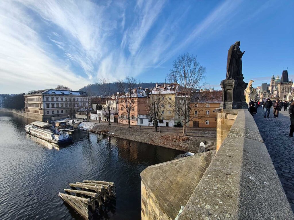 Xiaomi Redmi Note 15 Pro+ 5G - Karlův most