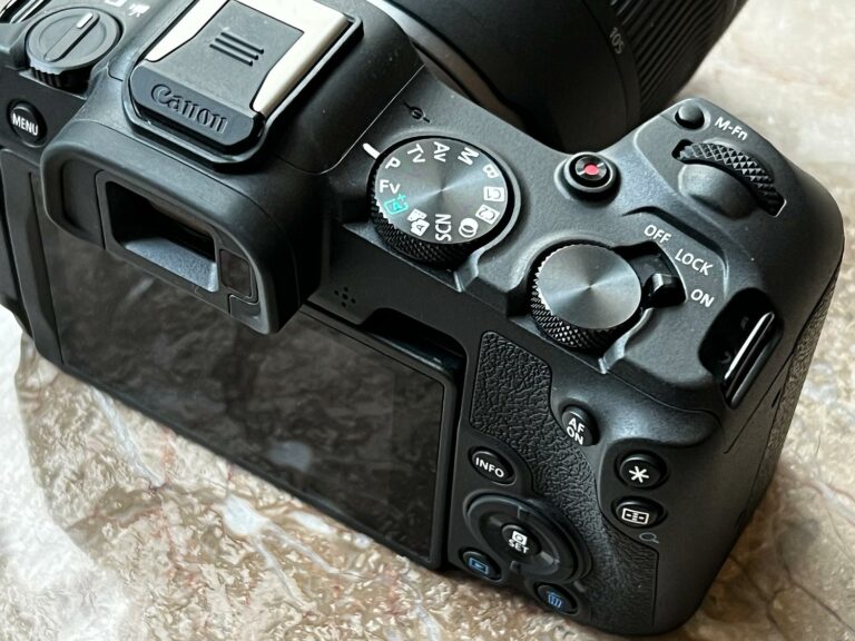 Canon R8 – podrobná recenze: rychlý a dostupný full frame (+ video ...