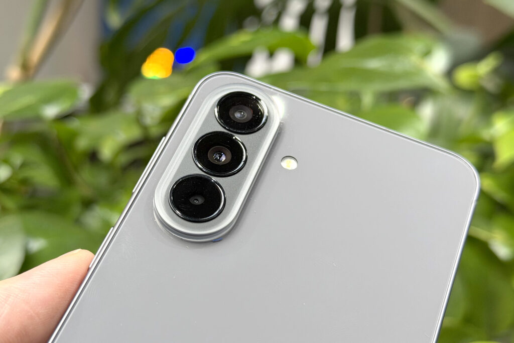 Samsung Galaxy A57 rychlá recenze - fotoaparát