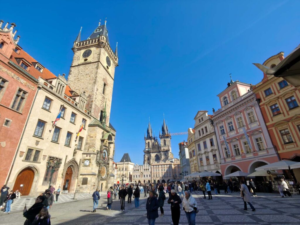 recenze Xiaomi 17 - Staroměstské náměstí, radnice