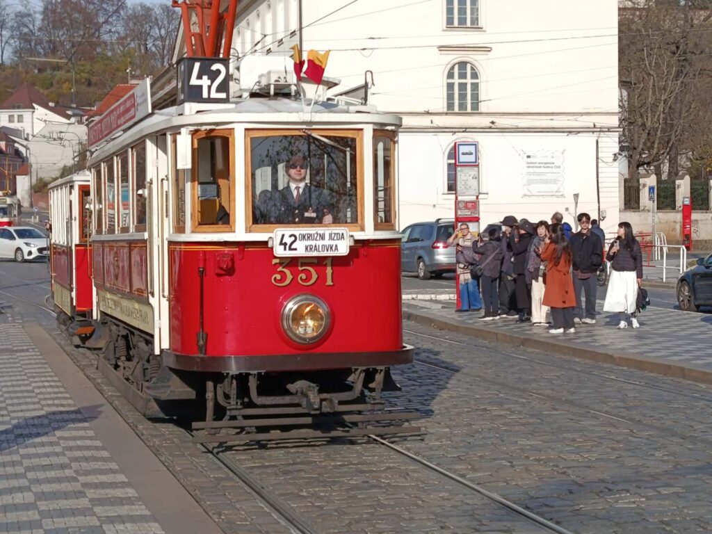 Xiaomi Redmi Note 14 - tramvaj